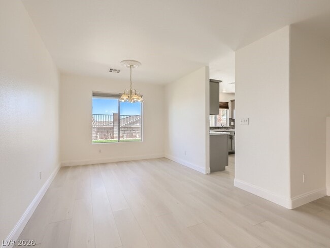 Building Photo - 1220 Swanbrooke Dr