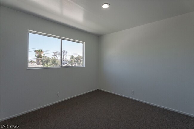 Building Photo - 2298 Golden Arrow Dr