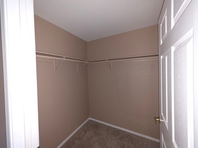 Building Photo - 3820 Juno Beach St