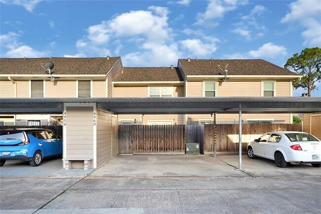 Building Photo - 4960 Milwee St