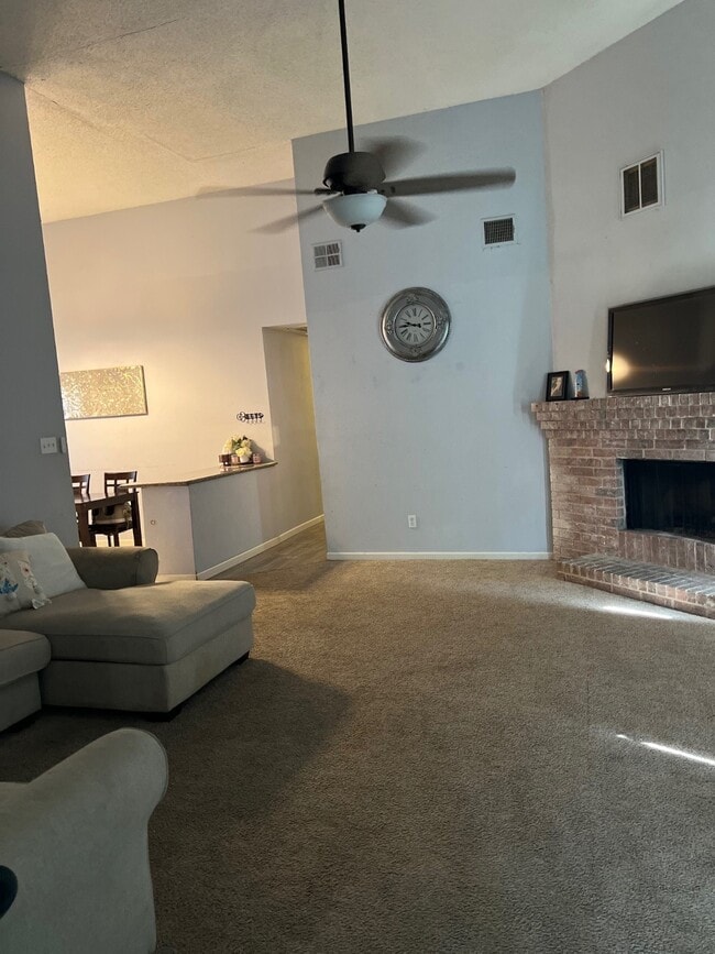 Building Photo - 11706 Greenmesa Dr