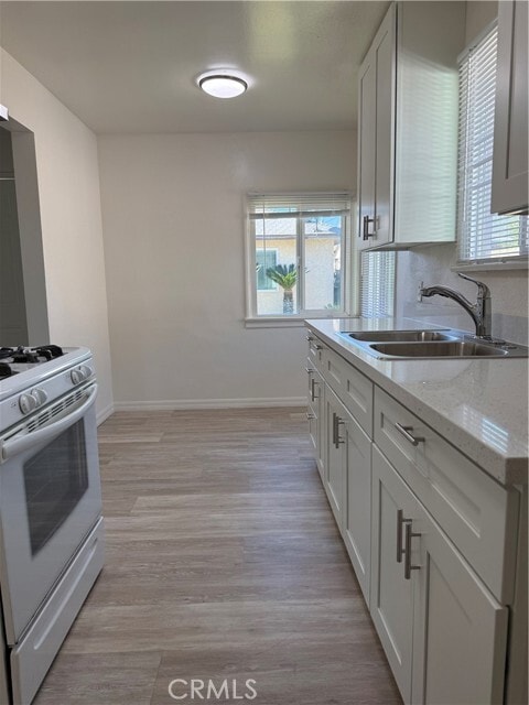 Building Photo - 12769 Yorba Ave