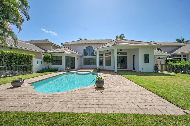 Building Photo - 16210 Rosecroft Terrace