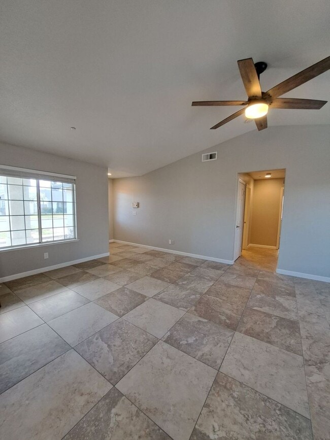 Building Photo - Move-In Special: First Month Free—Don’t Mi...