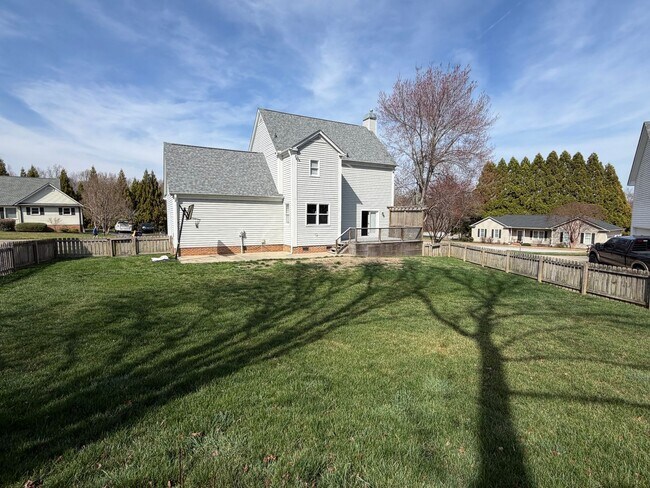 Building Photo - Prime Location in Half Mile Lake, Greenville, SC