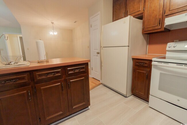 Building Photo - 1335 Melanie Ln