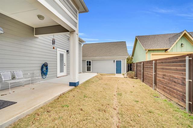 Building Photo - 209 Cody Hunter