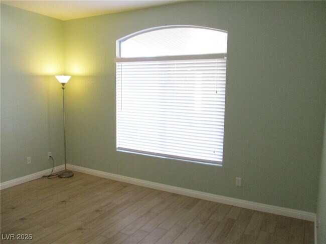 Building Photo - 1052 Country Skies Ave