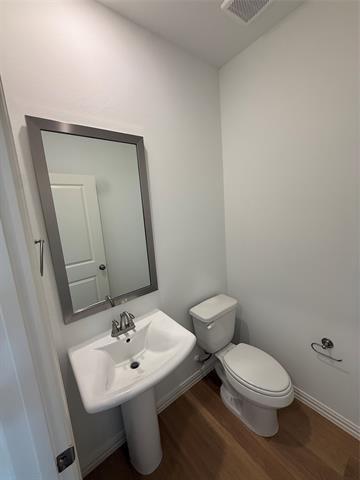 Building Photo - 724 4th St