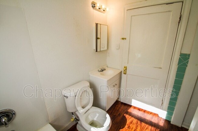 Building Photo - 1414 Gorman