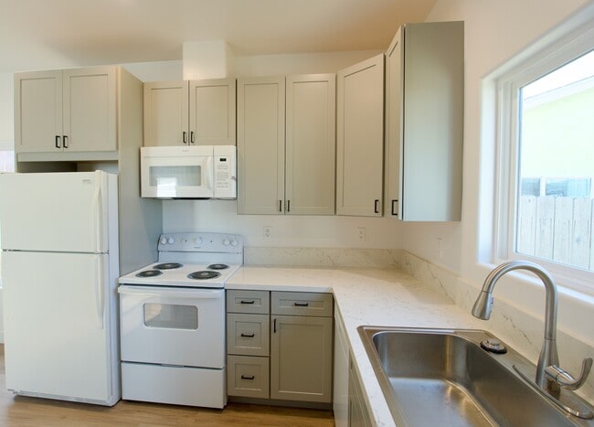 Building Photo - 10941 Westmore Ln