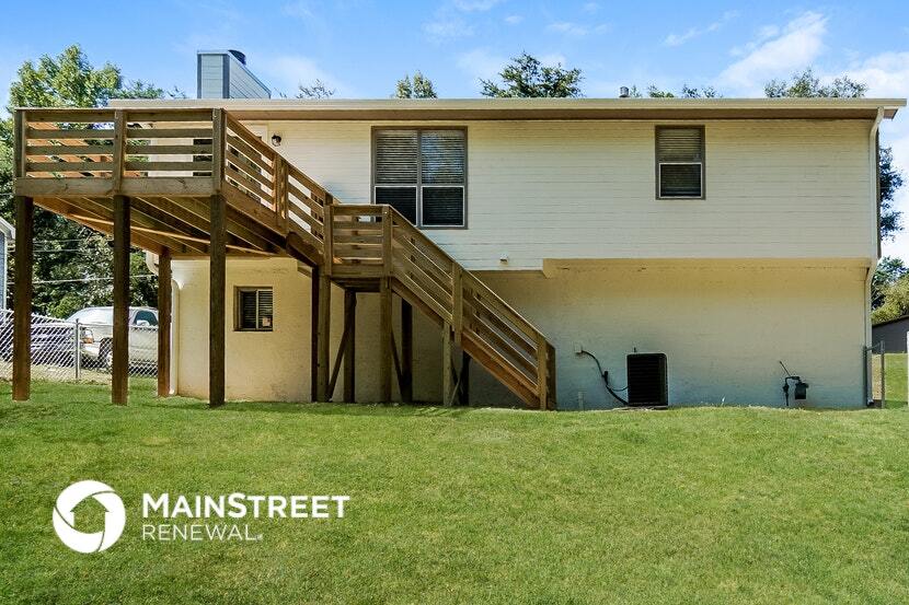 Building Photo - 1629 5 Acre Rd