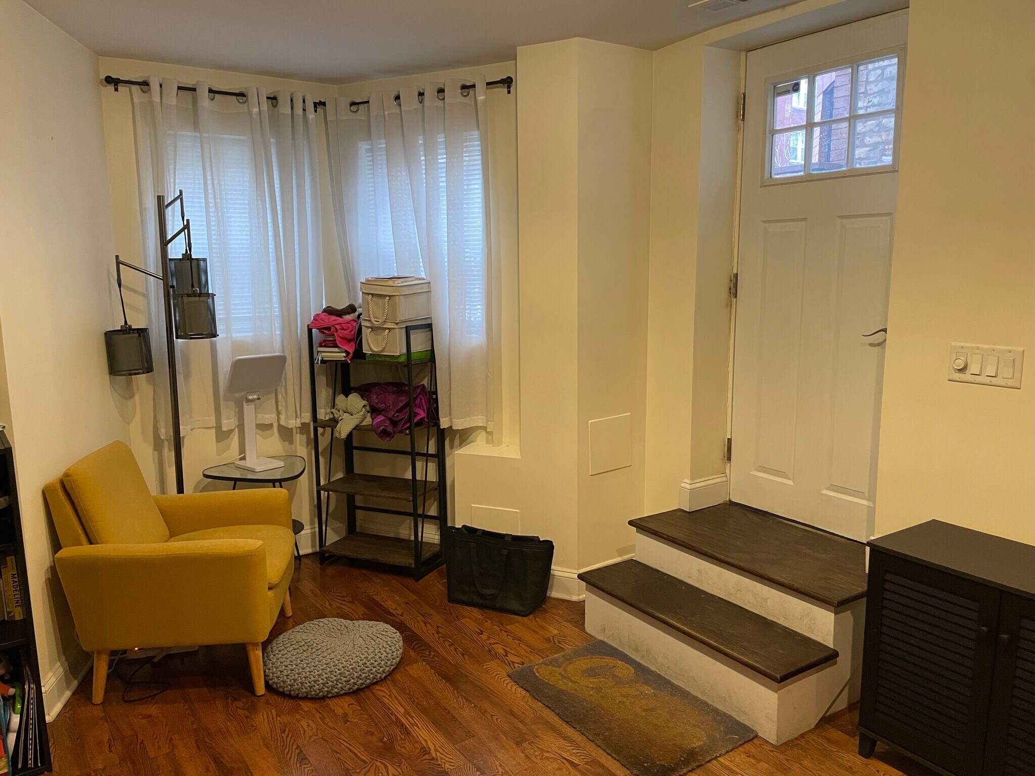 Building Photo - 2722 N Marshfield Ave