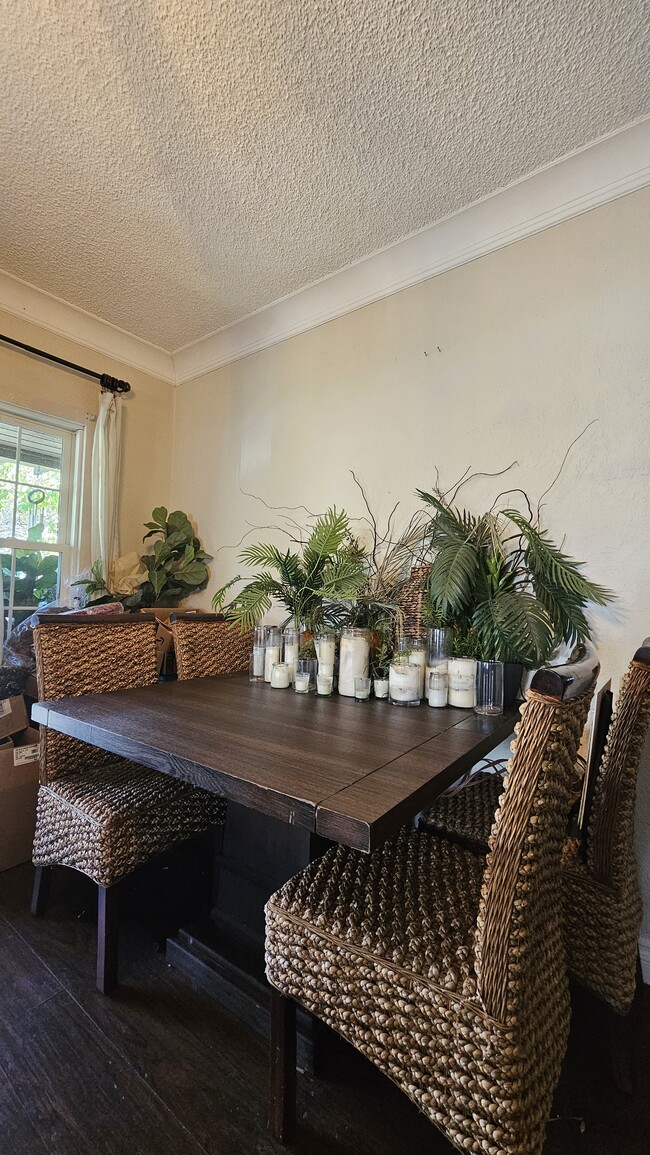 Dining Area - 3010 Del Monte Dr