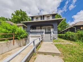 Building Photo - 4417 Wayne Ave