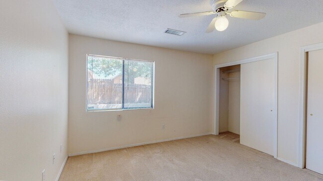 Building Photo - WESTSIDE HOME 3 Bedroom 2 Bath With 2 car garage