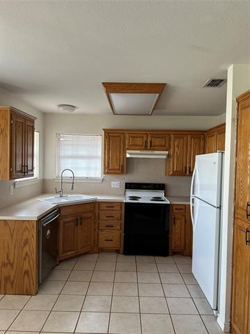 Building Photo - 3858 Notre Dame Cir
