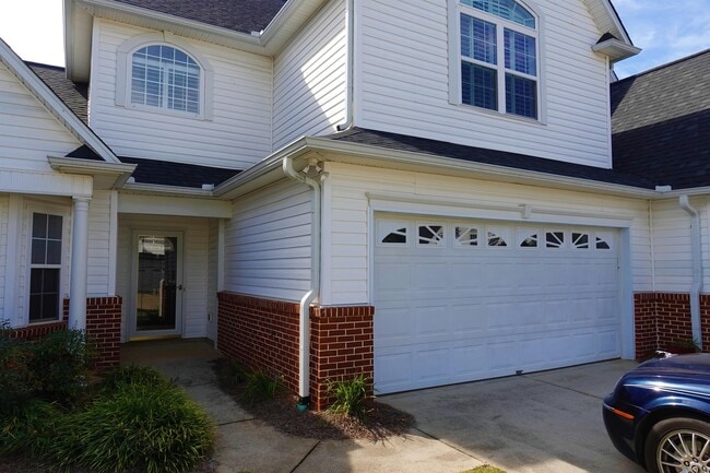 Building Photo - 30 Cedar Rock Dr