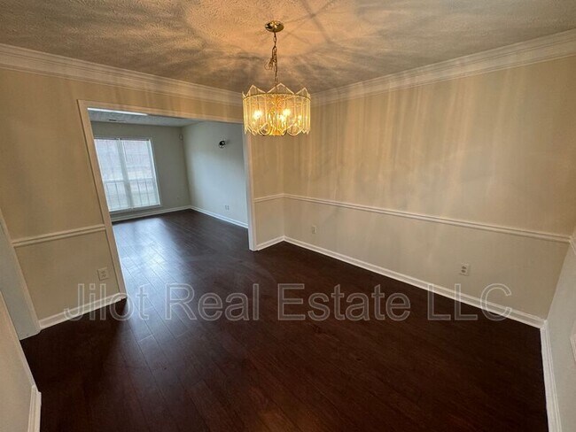 Building Photo - 5376 Sorrells Path