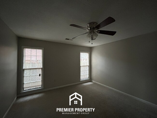 Building Photo - 7082 Farmhouse Dr