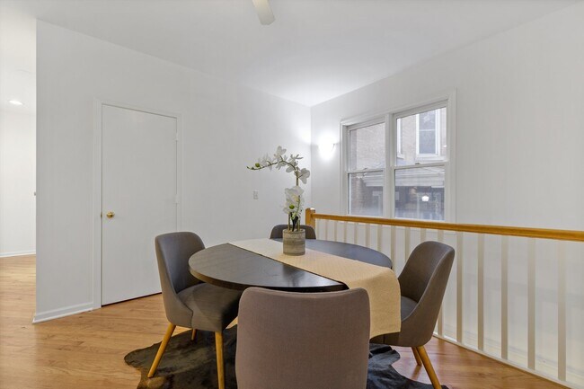 Building Photo - 3117A N Orchard St