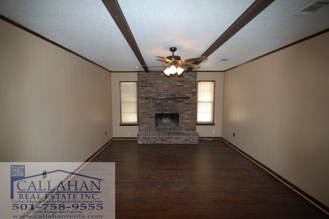 Building Photo - Home in the heart of Sherwood