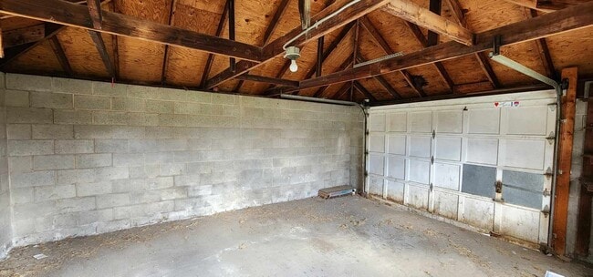 Building Photo - Fully Renovated Home! 3 Bedroom with Basem...