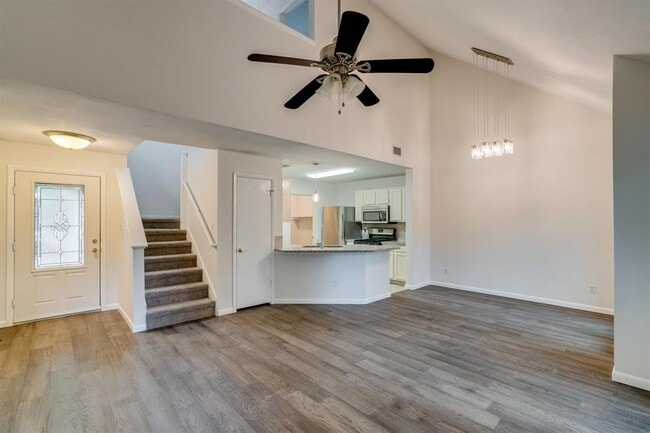 Building Photo - 13030 Staton Dr