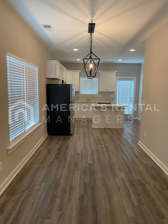 Building Photo - Home for Rent in Brookwood... COMING SOON!