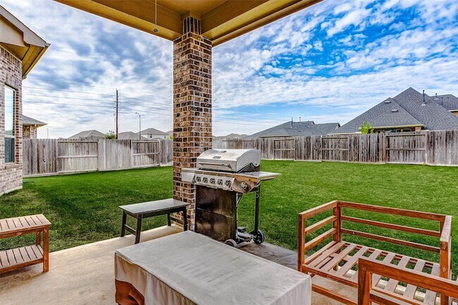 Building Photo - 705 Serenity View Ln
