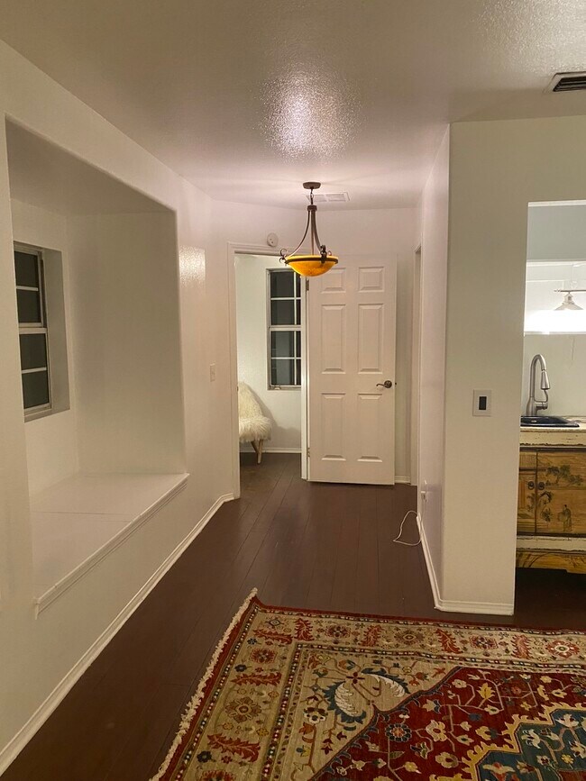 Window Box - 34355 De Portola Rd