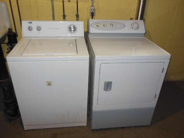 Basement Laundry - 1727 Dill St