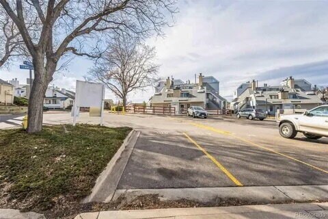 Building Photo - Charming 1-Bedroom, 1-Bathroom Condo In Wind Creek!