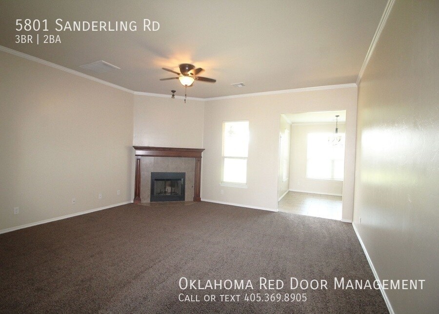 Building Photo - 5801 Sanderling Rd