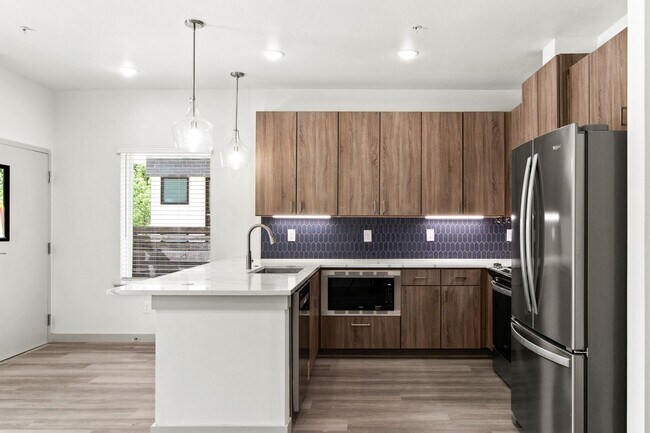 Building Photo - 3141 Waits Ave