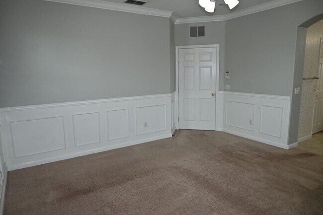 Building Photo - 7515 Sheldon Rd