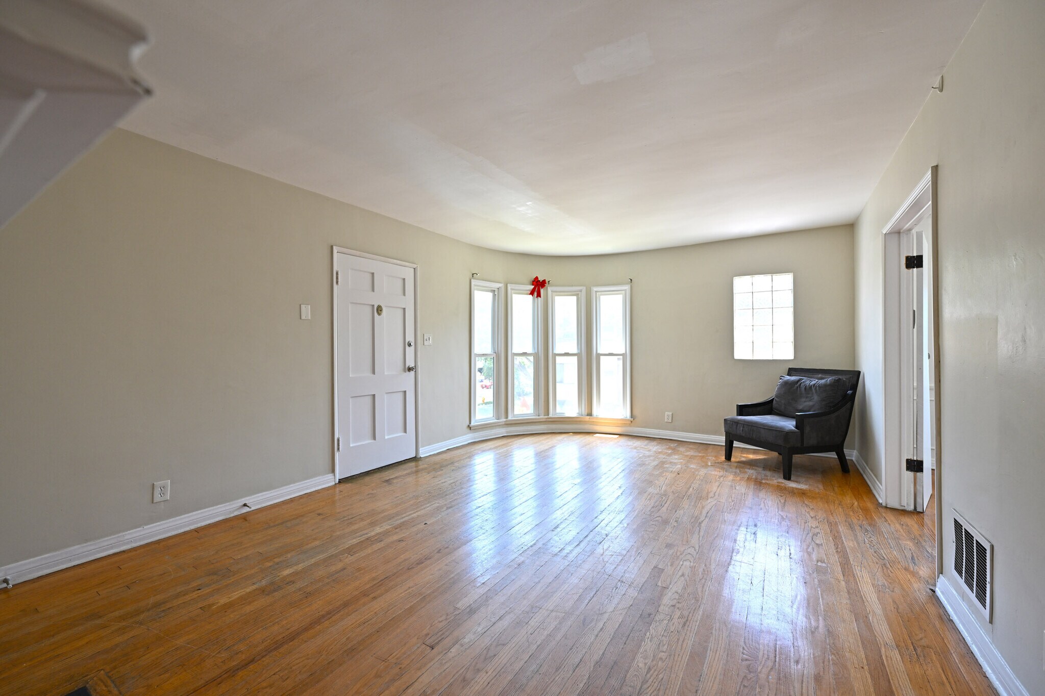 Building Photo - 11063 Ohio Ave