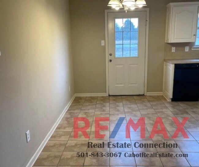 Building Photo - Sorry No Smoking and No Pets Permitted