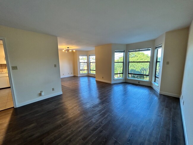 Dinning Room and Living Room - 664 Missouri St