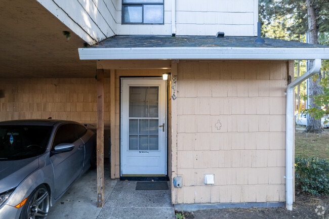 Entrance - Parkside Condominiums
