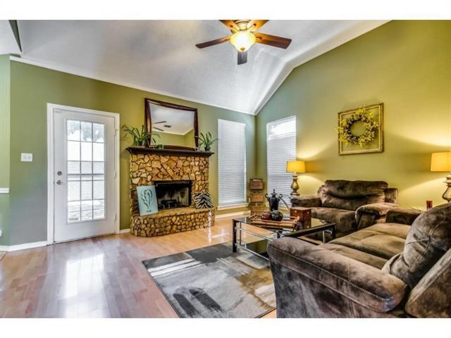 Building Photo - 944 Golden Grove Dr