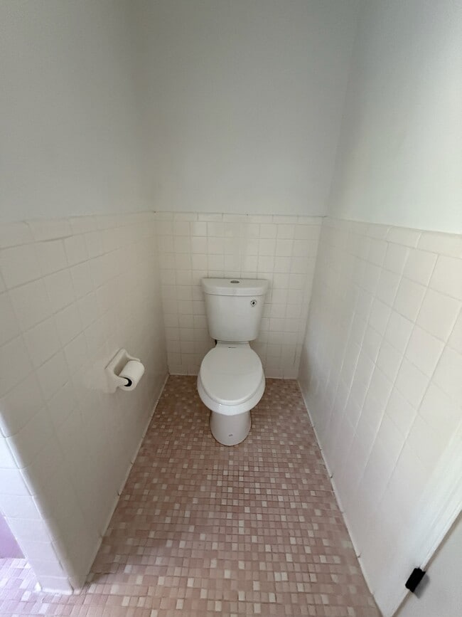 Building Photo - 230 C A Dr