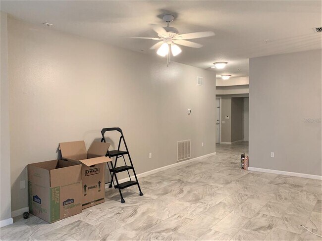 Building Photo - 10222 River Palencia Ct