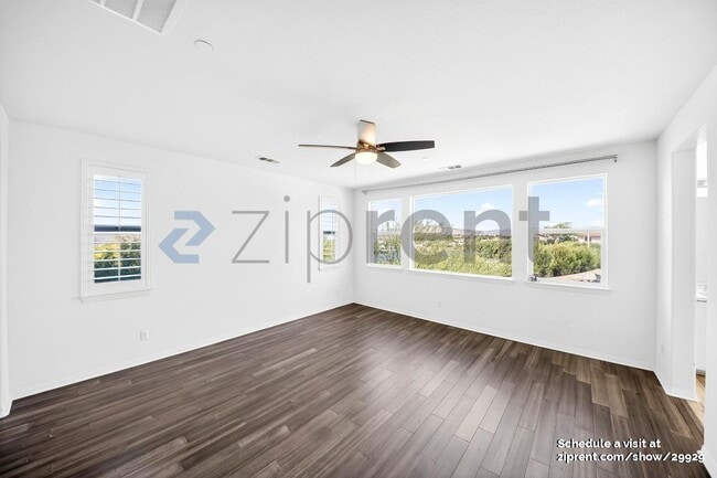 Building Photo - 2409 Via Alicante