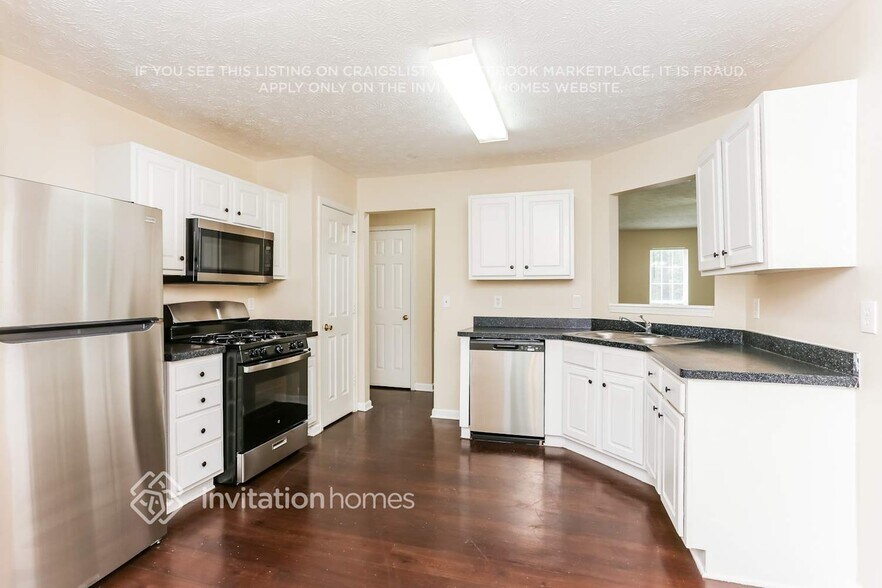 Building Photo - 8157 N Sterling Lakes Dr