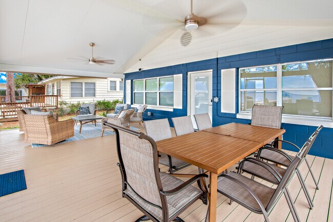 Building Photo - 13920 SE 124th St