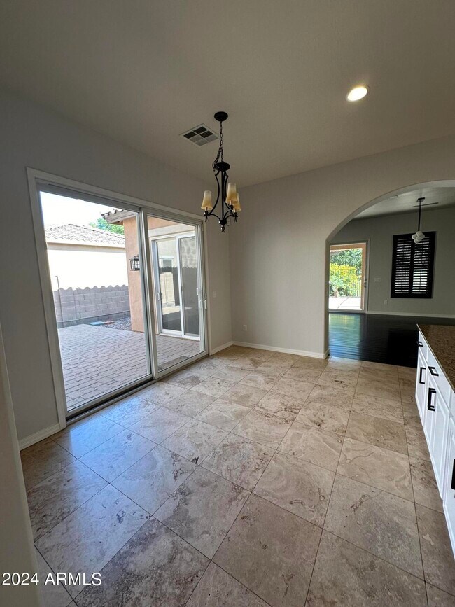 Building Photo - 2251 E Azalea Dr