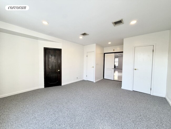 Building Photo - 342 Ovington Ave