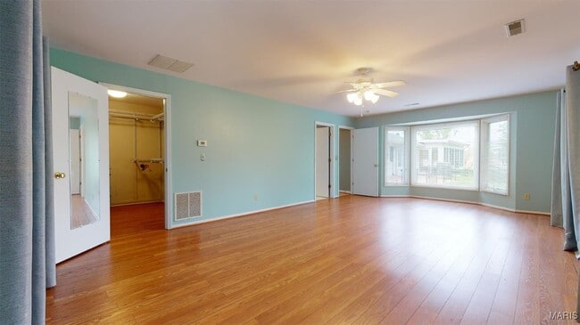 Building Photo - 31 S Tealwood Dr