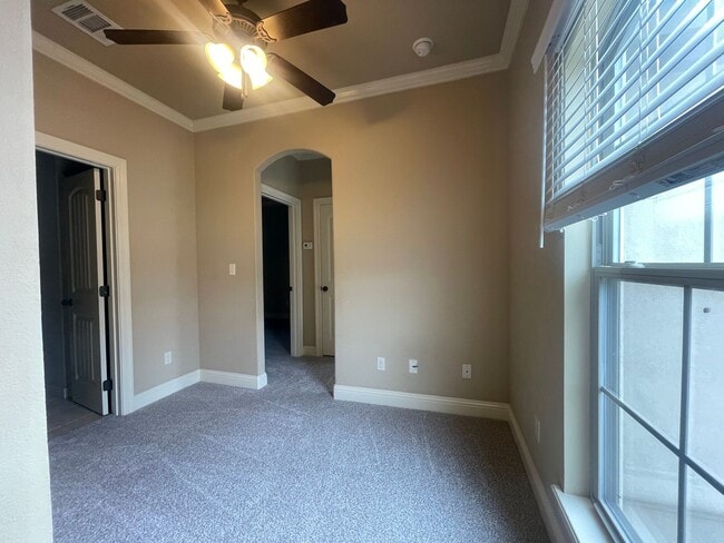 Building Photo - North Bossier Beauty in Tiburon Subdivision